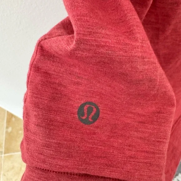 Lululemon Mens Tee Size M - Picture 3 of 3
